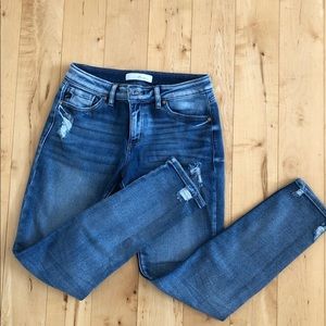 KanCan Mid-rise Jeans Size 7/27